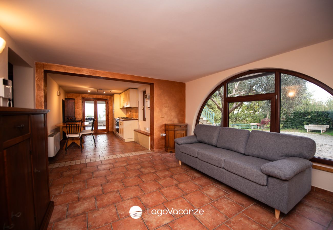 Villa a Monzambano - Villa Eunice