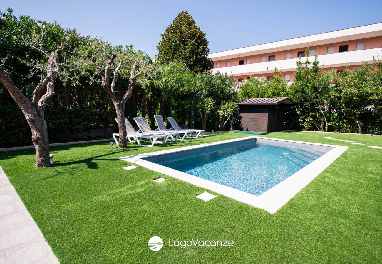 Villa a Manerba del Garda - La Casa del Lago