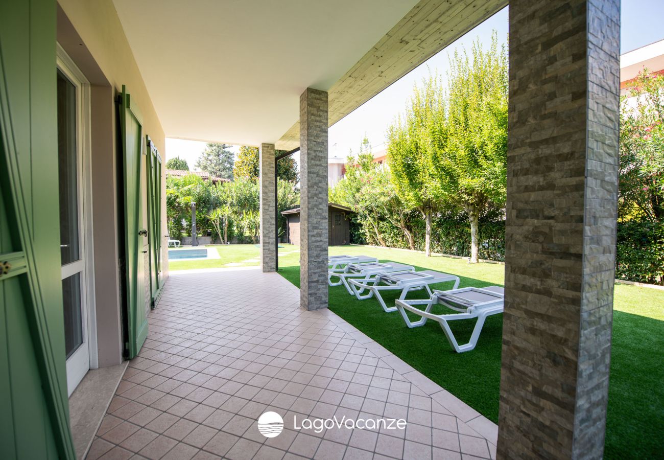 Villa a Manerba del Garda - La Casa del Lago