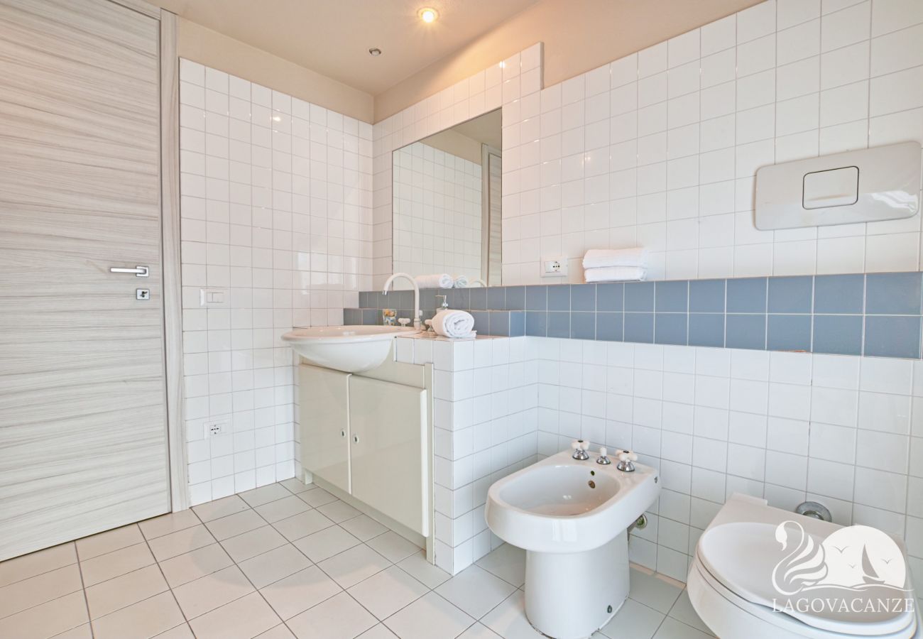 Villa in Polpenazze del Garda - Exclusive Villa le Palme