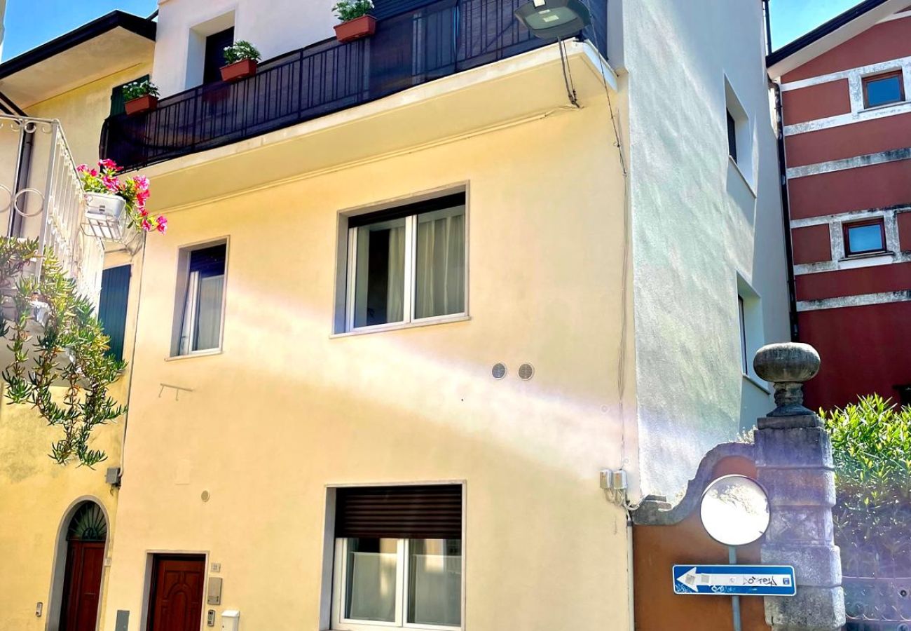 Ferienwohnung in Moniga del Garda - La Torretta - App. Goethe