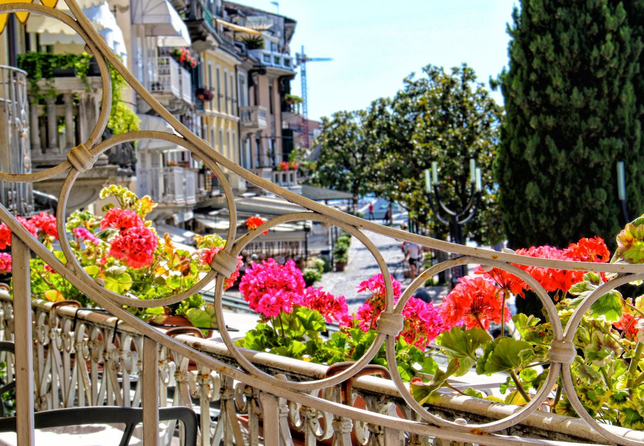 Apartment in Salò - Romantic Benaco Salò - App. 01