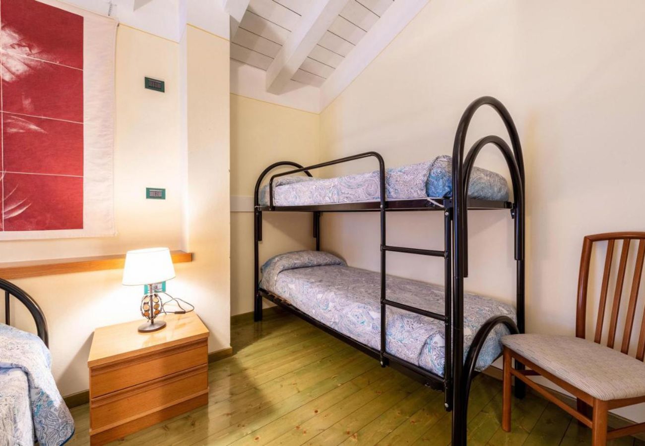 Apartment in Polpenazze del Garda - Casa Vacanze Baccolo - Appartamento Flavia