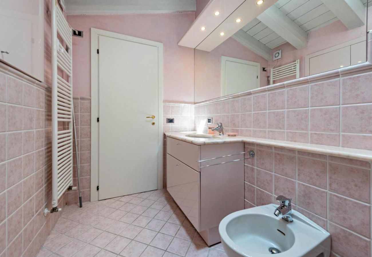 Apartment in Polpenazze del Garda - Casa Vacanze Baccolo - Appartamento Flavia