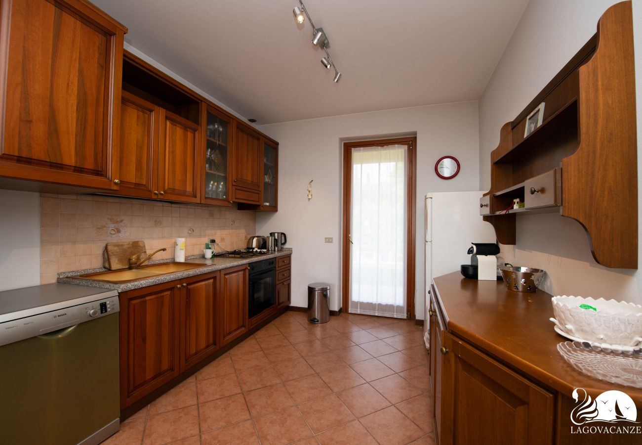 Apartment in Polpenazze del Garda - Appartamento Daniela