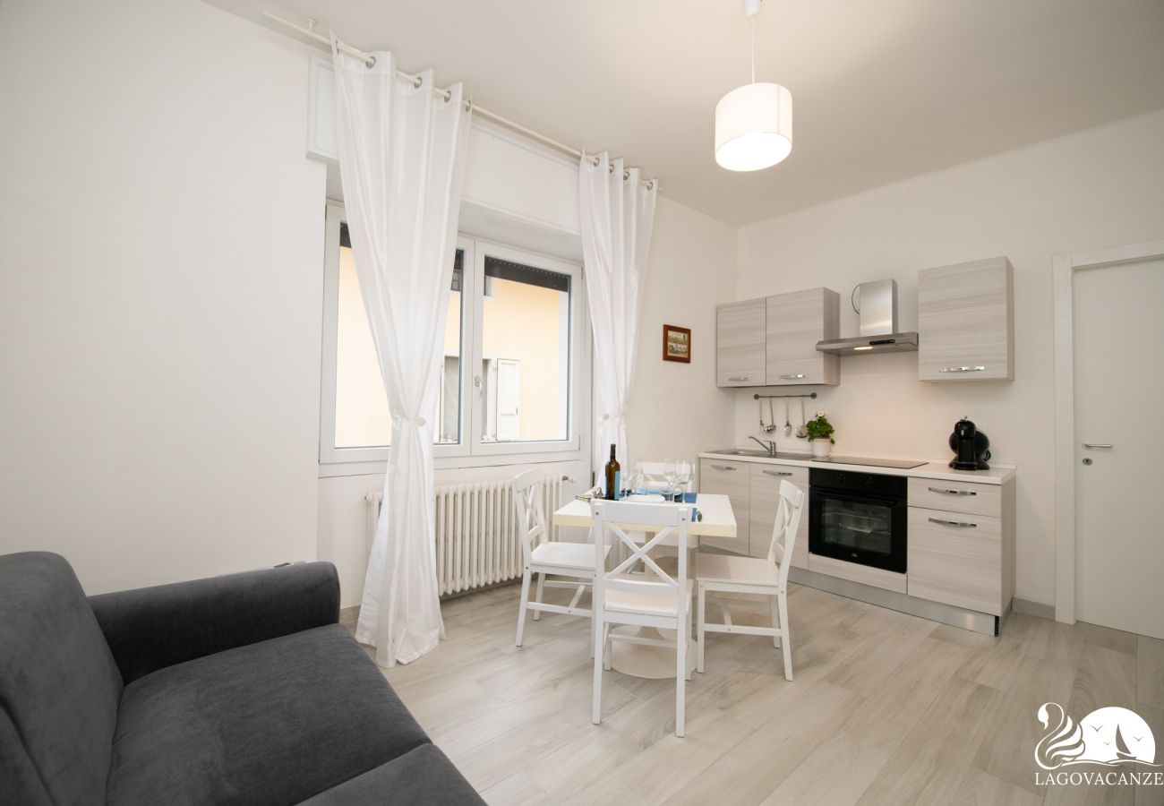 Apartment in Moniga del Garda - La Torretta - App. Catullo