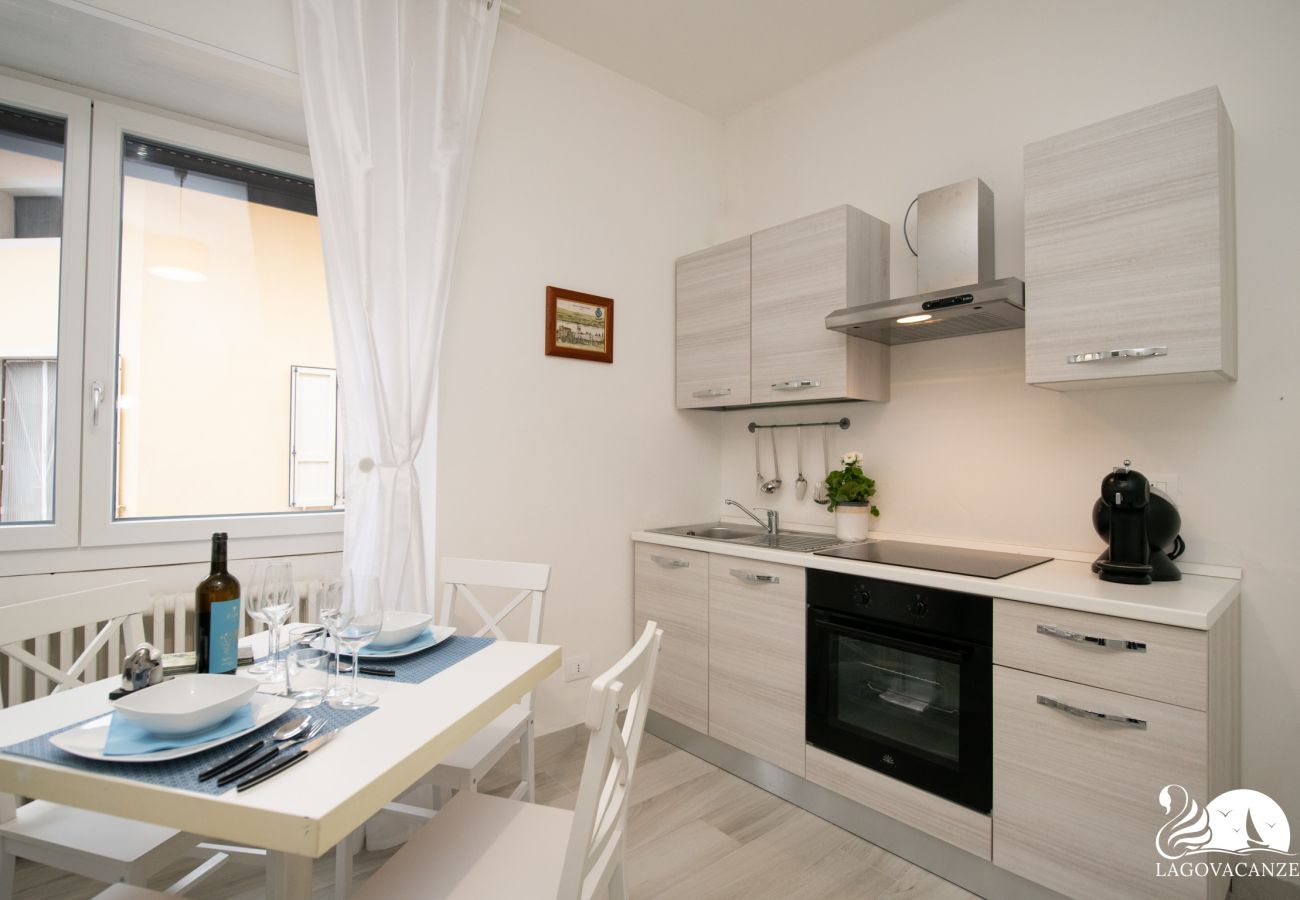 Apartment in Moniga del Garda - La Torretta - App. Catullo