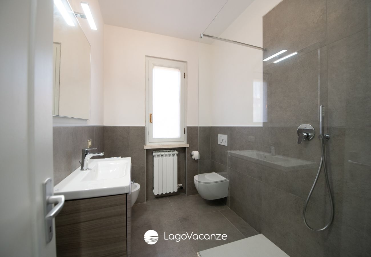 Apartment in Padenghe sul Garda - Casa del Geco