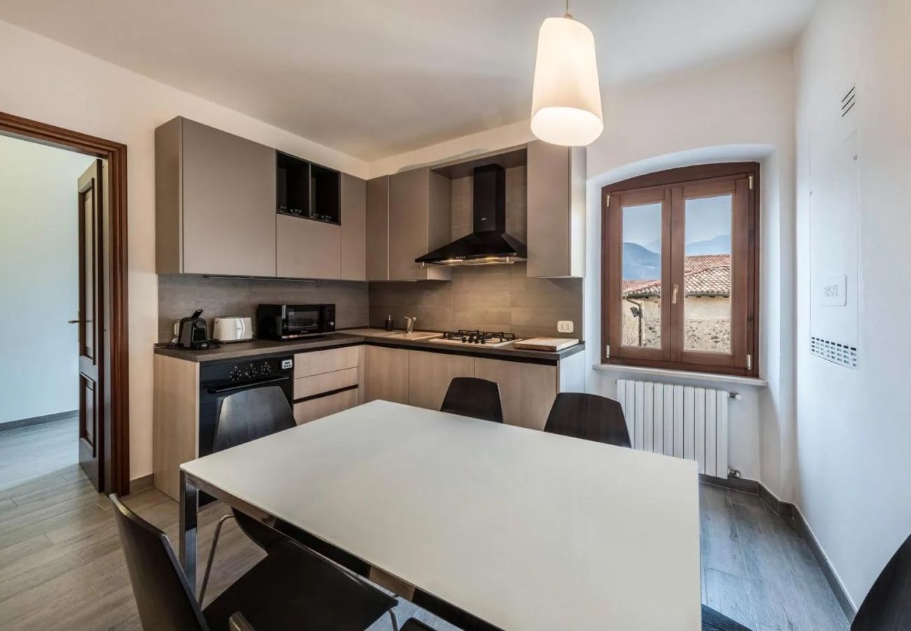 Apartment in San Felice del Benaco - Secret Garda