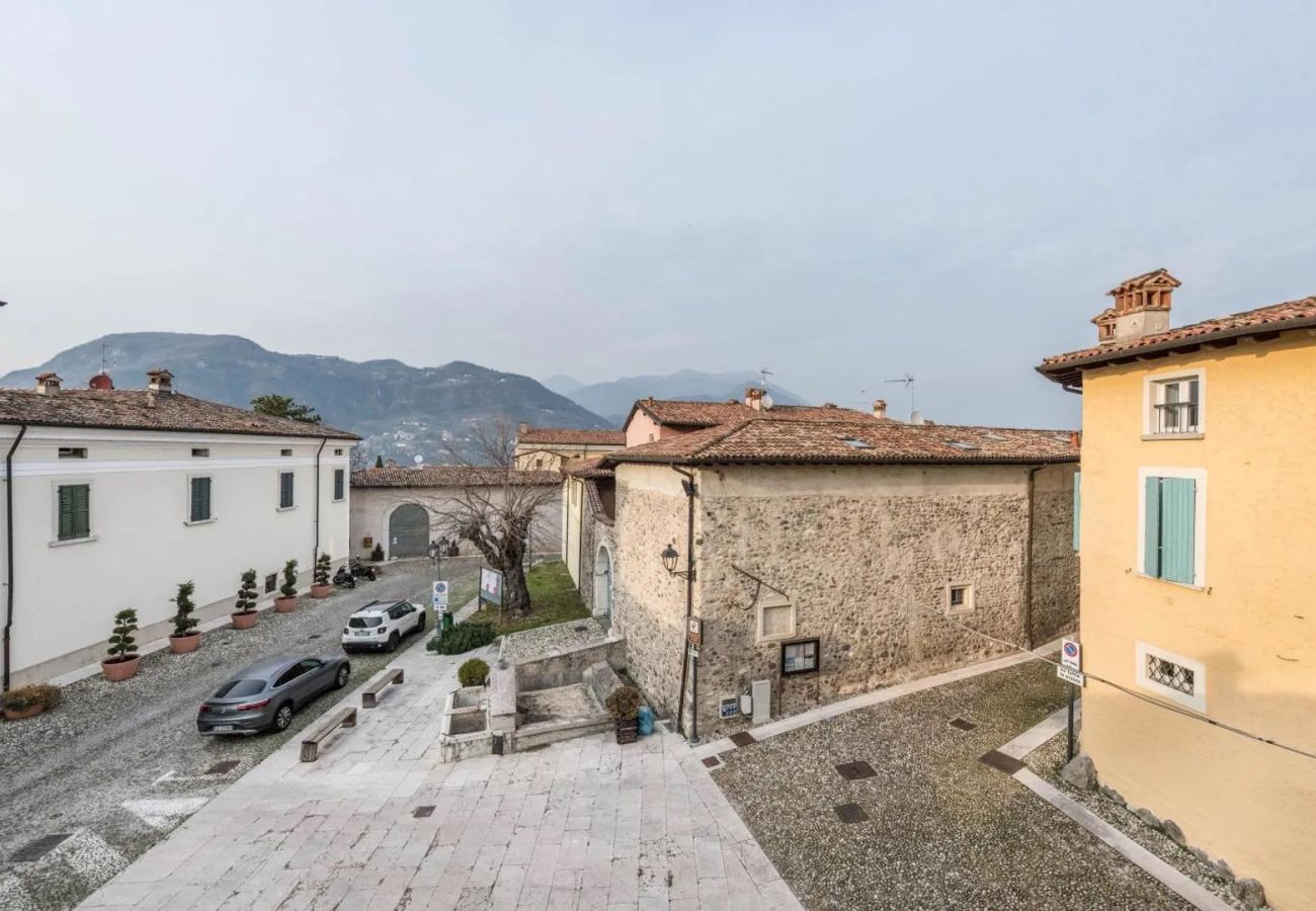 Apartment in San Felice del Benaco - Secret Garda