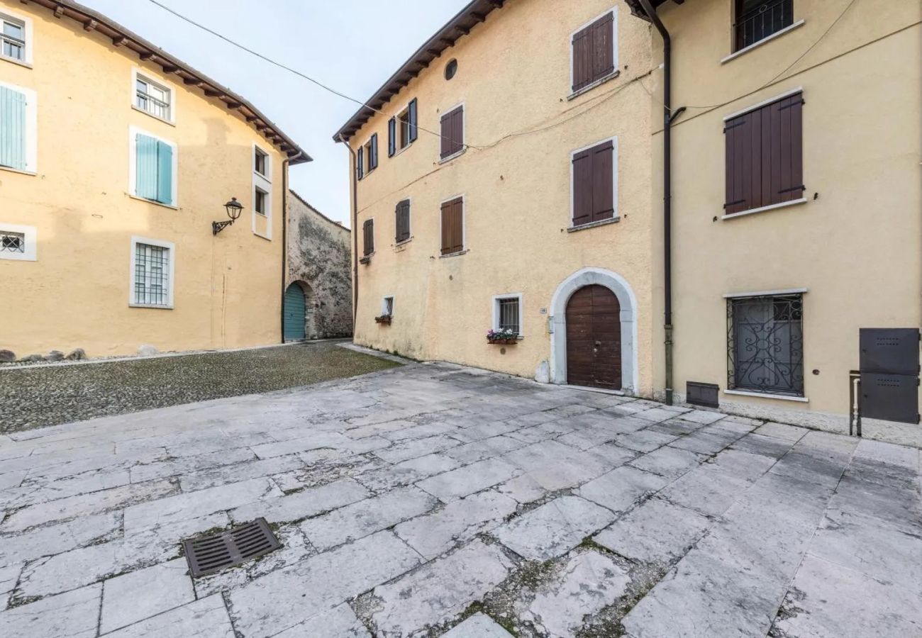 Apartment in San Felice del Benaco - Secret Garda