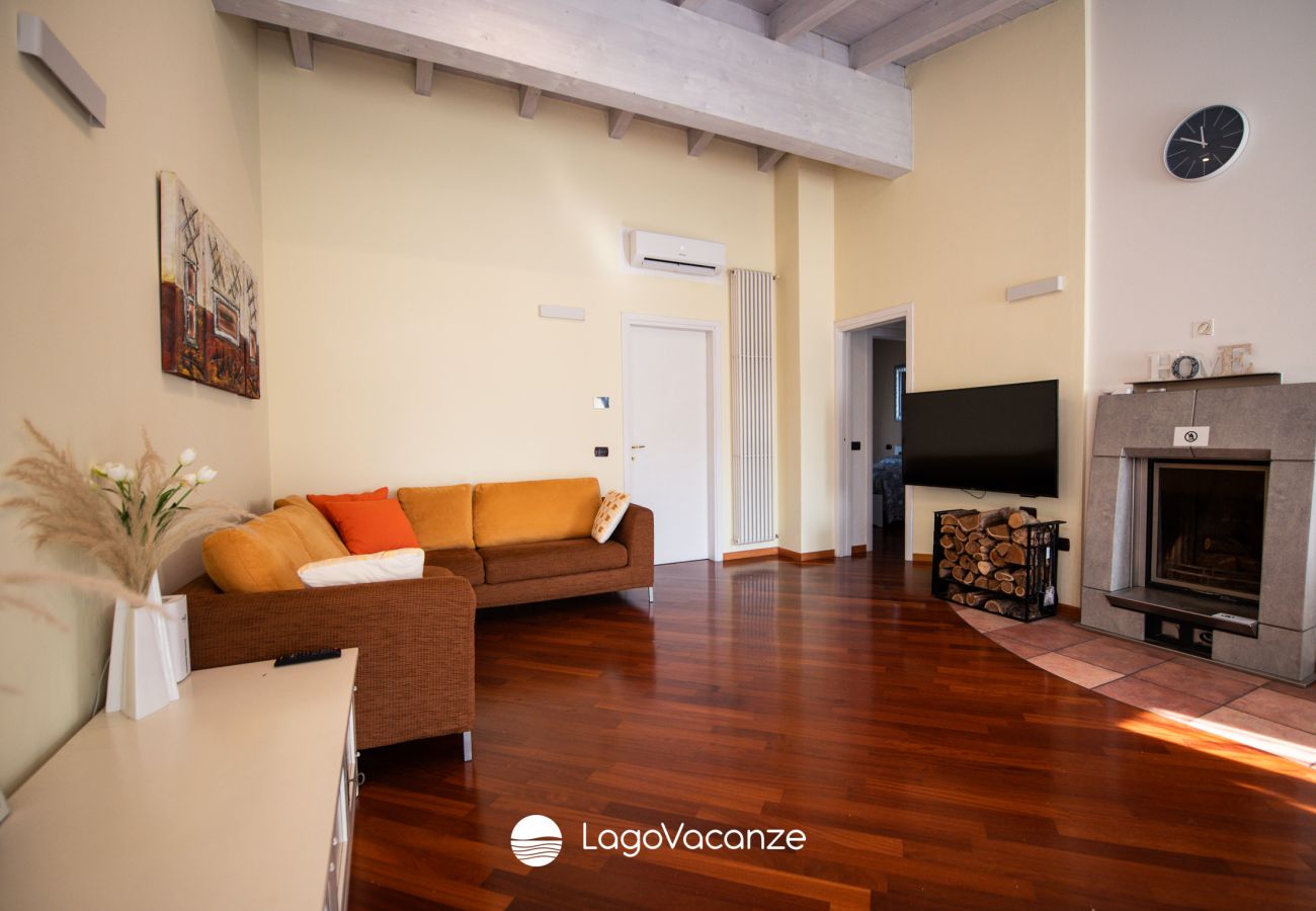 Apartment in Lonato del Garda - Il Rifugio di Lonato