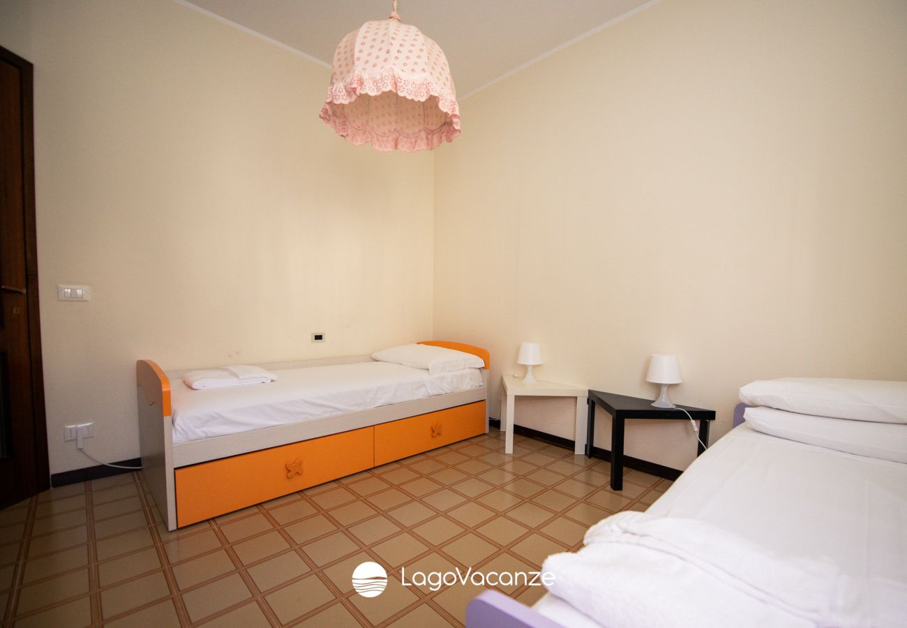 Apartment in Toscolano-Maderno - Appartamento Lisa