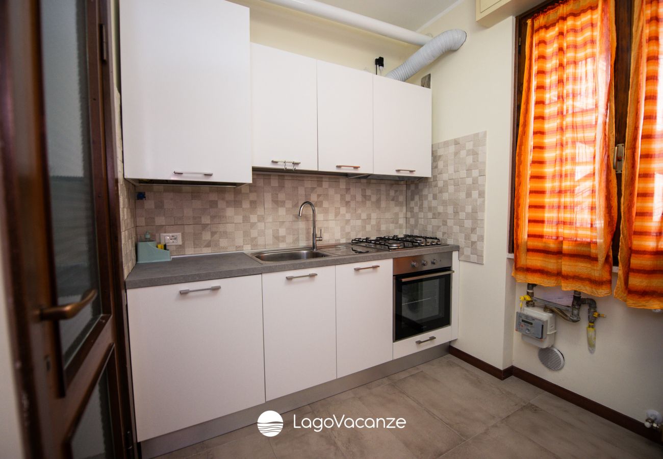 Apartment in Toscolano-Maderno - Appartamento Lisa