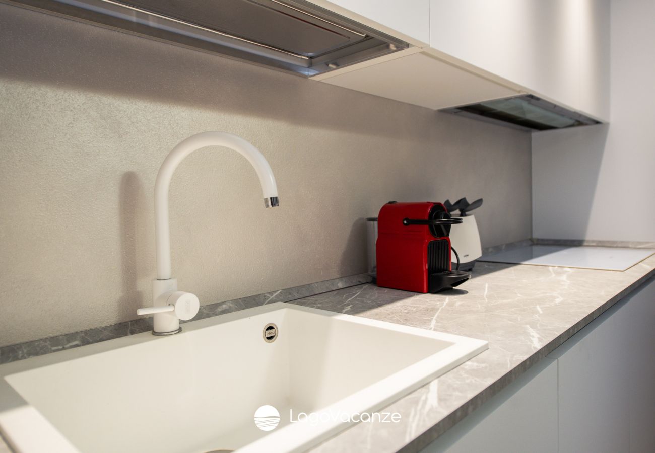 Apartment in Polpenazze del Garda - Appartamento Sole