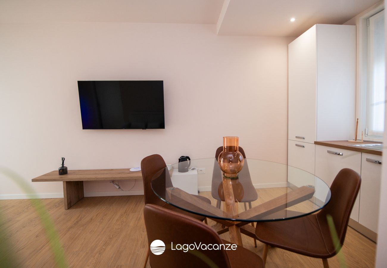 Apartment in Puegnago sul Garda - La Corte delle Radici