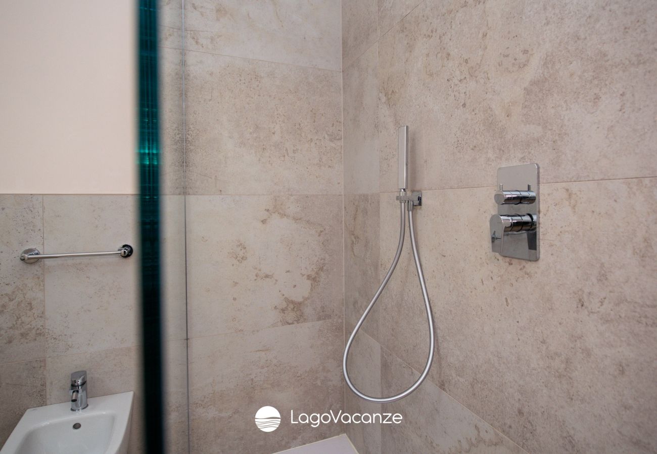 Apartment in Puegnago sul Garda - La Corte delle Radici