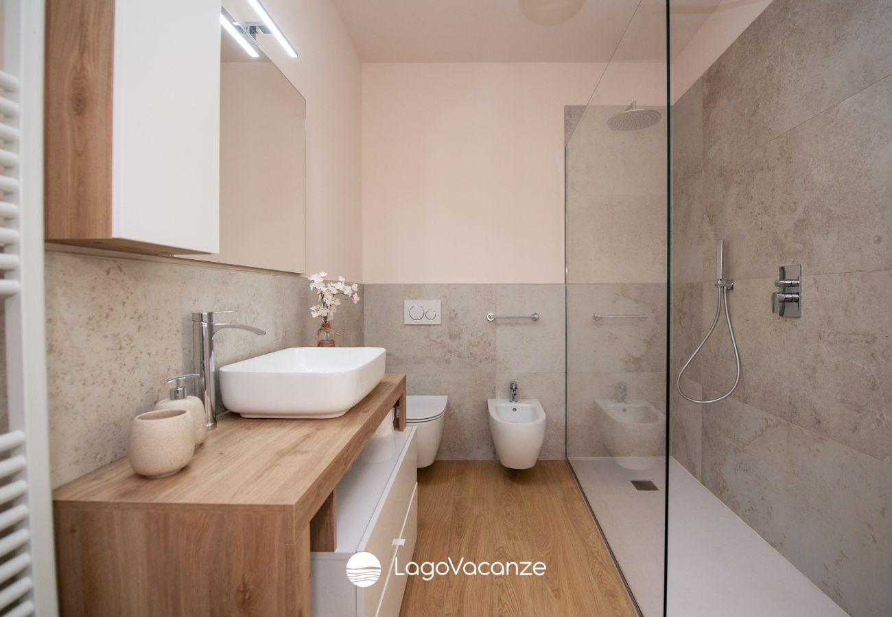 Apartment in Puegnago sul Garda - La Corte delle Radici