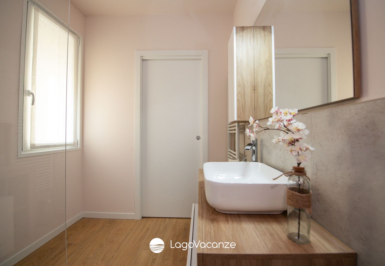 Apartment in Puegnago sul Garda - La Corte delle Radici