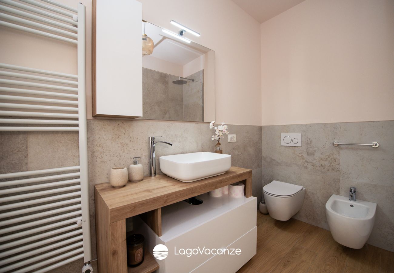 Apartment in Puegnago sul Garda - La Corte delle Radici